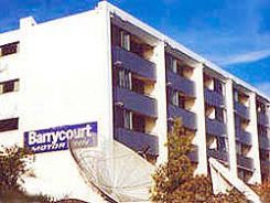 BARRYCOURT SUITES-HOTEL